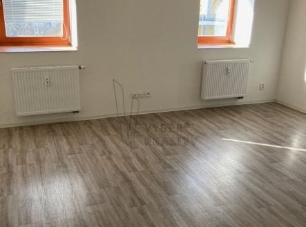 Pronájem bytu, 1+kk, 32 m²