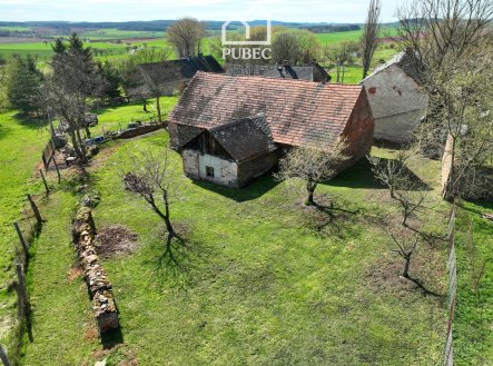 Prodej zemědělského objektu, 2 267 m²
