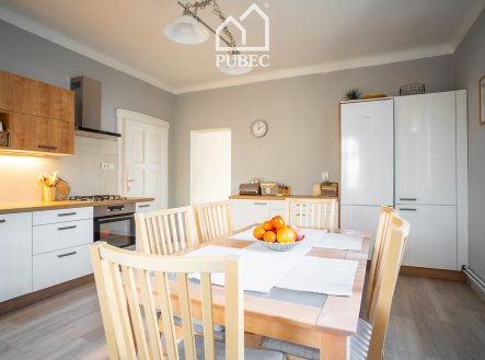 Prodej domu/vily, 198 m²