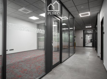 Pronájem kanceláře, 32 m²