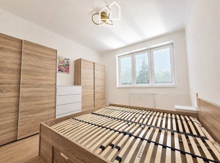 Pronájem bytu, 3+1, 73 m²