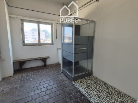 Pronájem komerčního objektu, výroba, 359 m²