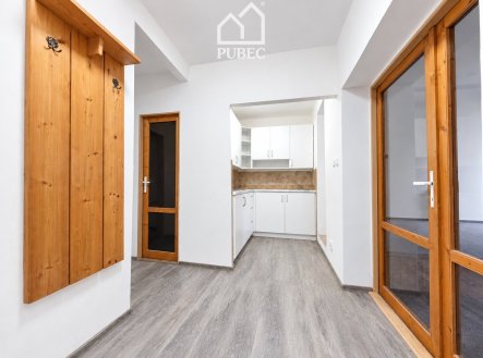 Pronájem bytu, 2+1, 67 m²