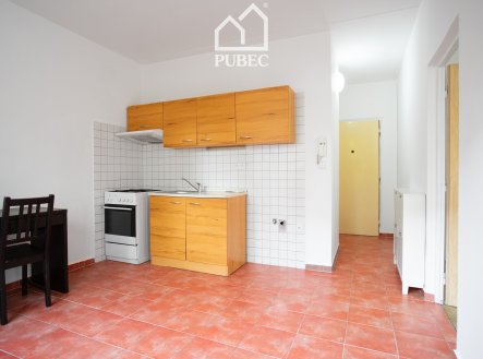 Pronájem bytu, 1+1, 35 m²