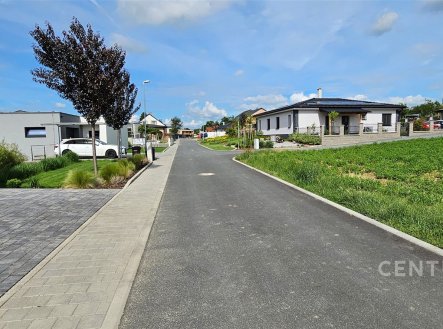 . | Prodej - pozemek pro bydlení, 1 379 m²