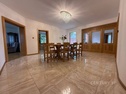 Prodej domu/vily, 275 m²