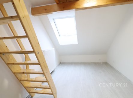 Pronájem bytu, 3+kk, 74 m²