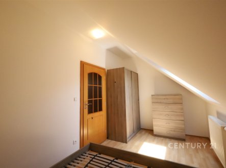 Pronájem bytu, 3+kk, 66 m²