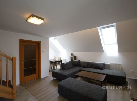 . | Pronájem bytu, 3+kk, 66 m²