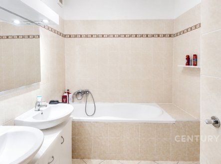 Pronájem bytu, 3+kk, 79 m²
