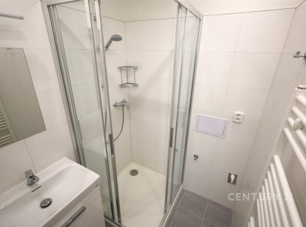 Pronájem bytu, 2+1, 80 m²