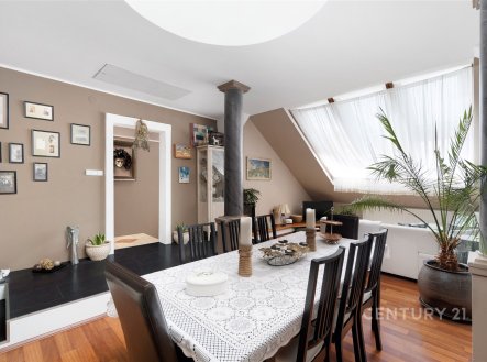 Prodej bytu, 4+1, 142 m²