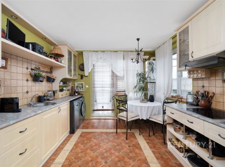 Prodej bytu, 4+1, 142 m²