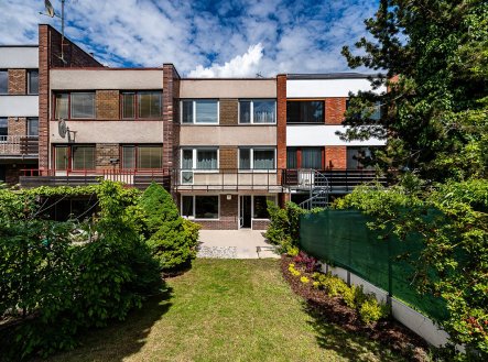 Pronájem domu/vily, 250 m² obrázek