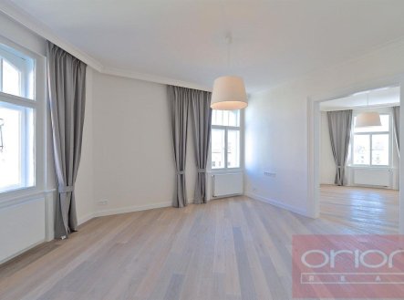 Pronájem bytu, 3+1, 137 m²