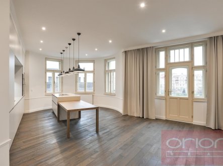 Pronájem bytu, 4+kk, 167 m²