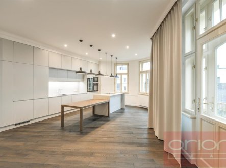 Pronájem bytu, 4+kk, 167 m²