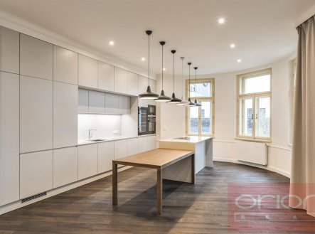 Pronájem bytu, 4+kk, 167 m²