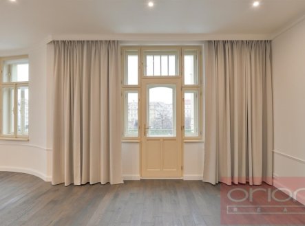 Pronájem bytu, 4+kk, 167 m²