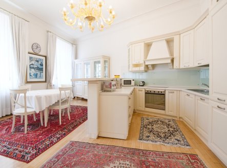 Pronájem bytu, 4+kk, 122 m²