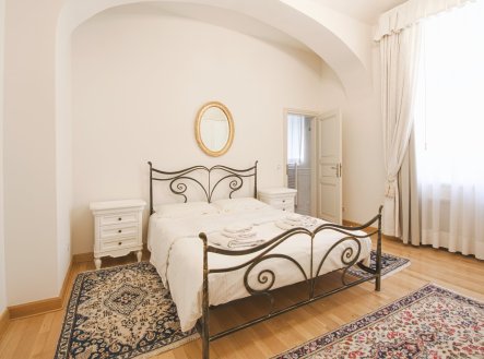 Pronájem bytu, 4+kk, 122 m²