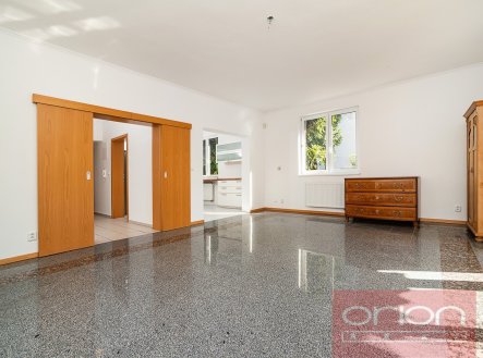 Pronájem domu/vily, 250 m²
