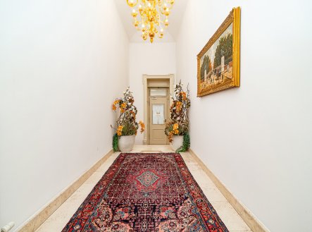 Pronájem kanceláře, 225 m²