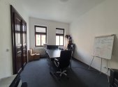 Pronájem kanceláře, 65 m²
