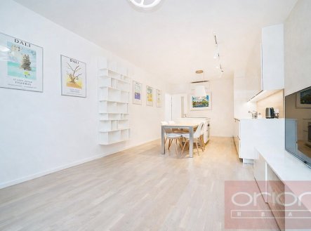 Pronájem bytu, 4+kk, 91 m²