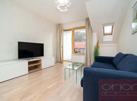 Pronájem bytu, 4+kk, 91 m²