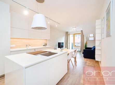 Pronájem bytu, 4+kk, 91 m²