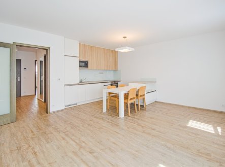 Pronájem bytu, 2+kk, 70 m²