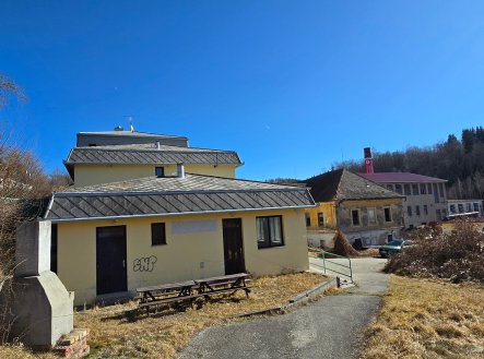 Pronájem jiné komerční nemovitosti, 450 m²