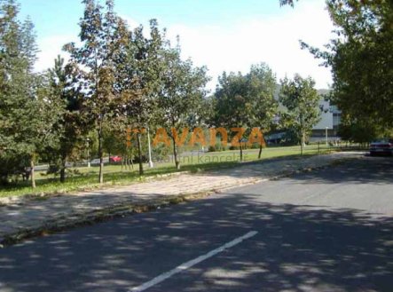 Prodej pozemku pro komerční výstavbu, 5 527 m²