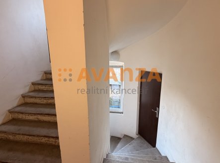 Prodej nájemního domu, 261 m²