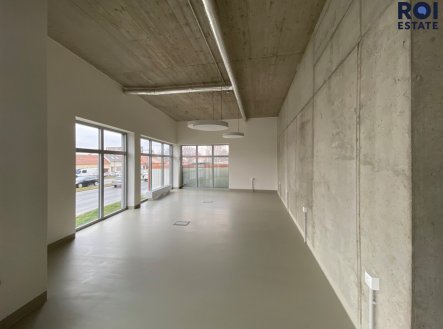 Pronájem kanceláře, 145 m²