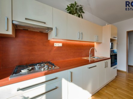 Prodej bytu, 2+1, 105 m²