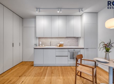 Pronájem bytu, 1+kk, 39 m²