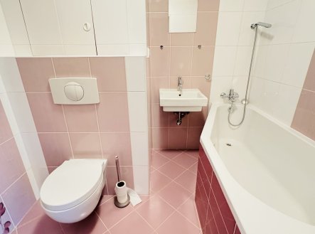 Pronájem bytu, 1+kk, 35 m²