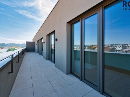 Pronájem bytu, 2+kk, 65 m²