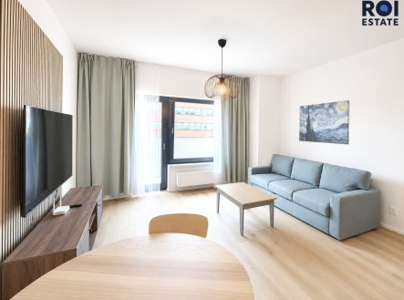 Pronájem bytu, 2+kk, 62 m²
