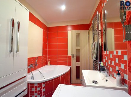 Pronájem bytu, 3+kk, 79 m²
