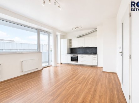 Pronájem bytu, 1+kk, 34 m²