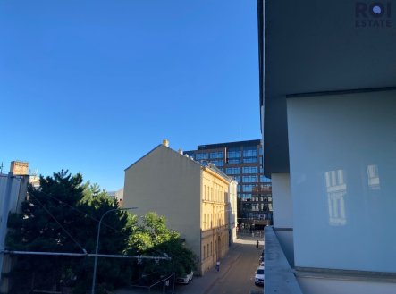Pronájem bytu, 1+kk, 34 m²