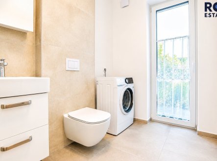Pronájem bytu, 4+kk, 125 m²