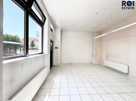 Pronájem obchodní prostory, 40 m²