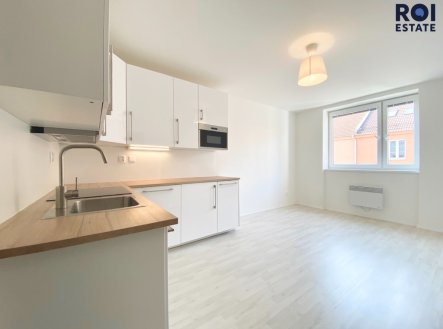 Pronájem bytu, 3+kk, 60 m²