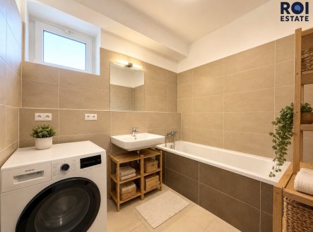 Pronájem bytu, 3+kk, 77 m²