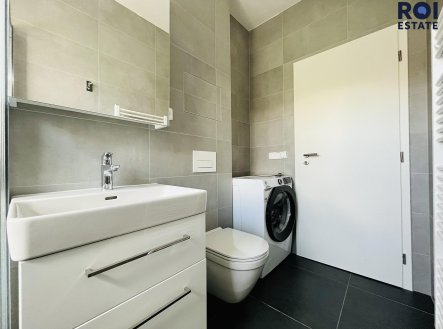 Pronájem bytu, 2+kk, 44 m²