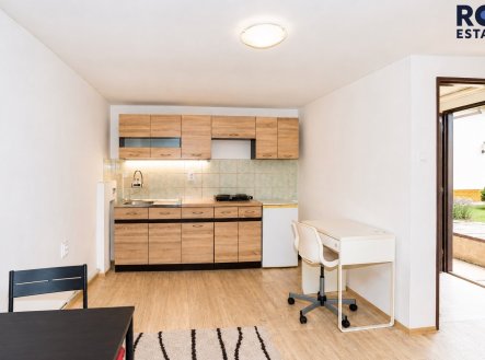 a - 2 | Pronájem bytu, 1+kk, 30 m²